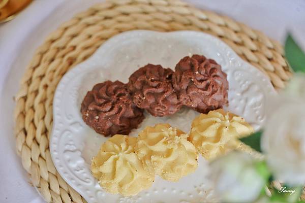 2025送禮推薦_實心蛋捲春節禮盒 (16).JPG