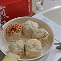 宅配美食 士林夜市 大上海生煎包  (8).JPG