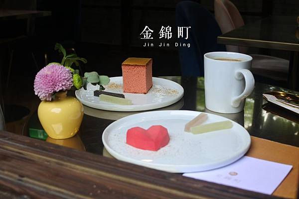金錦町,日式老宅,下午茶,伴手禮,金箔蜂蜜蛋糕,琥珀糖,幾何慕斯蛋糕,台北,大安,老房子,甜點,老屋,茶屋,IG,日式建築,蛋糕,母親節,優惠,冰品