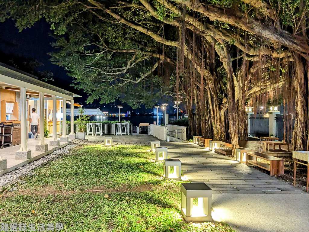 【新北食記】淡水時光樹影河岸景觀餐廳 - 位在淡水河畔的浪漫