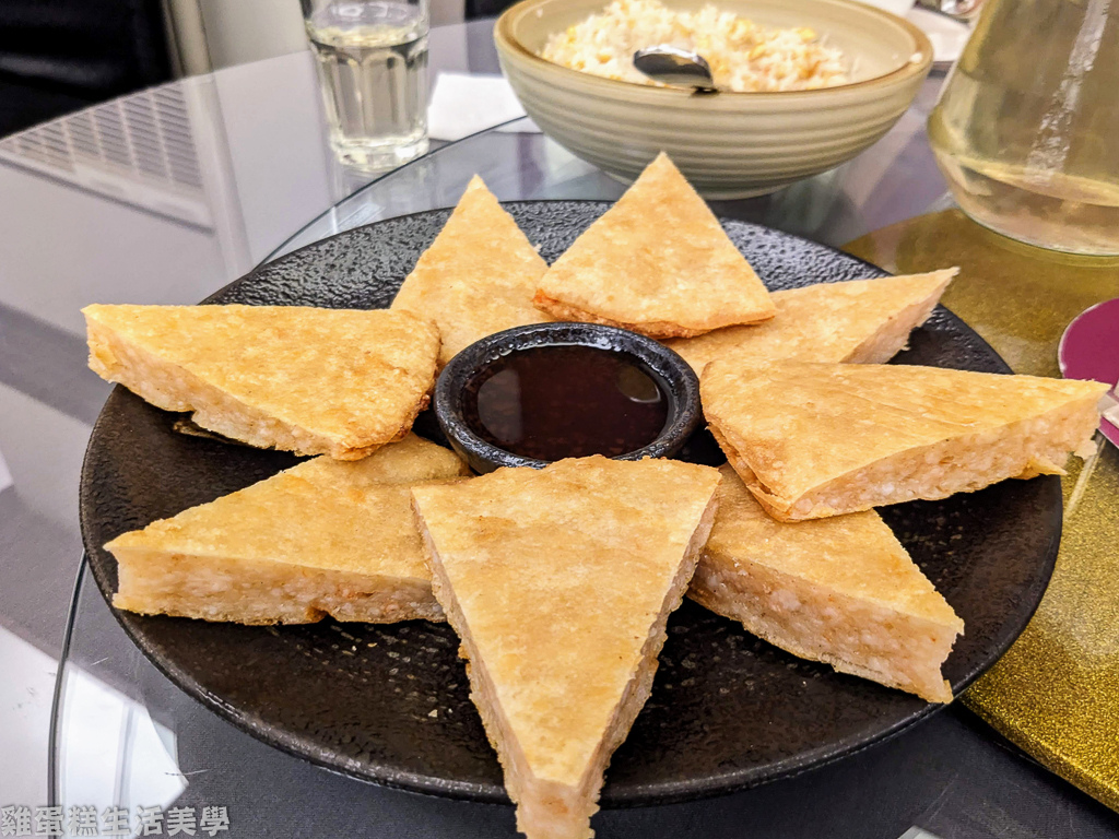 【桃園食記】芭堤雅 - 龍潭道地平價泰式料理，大庭院好停車晚