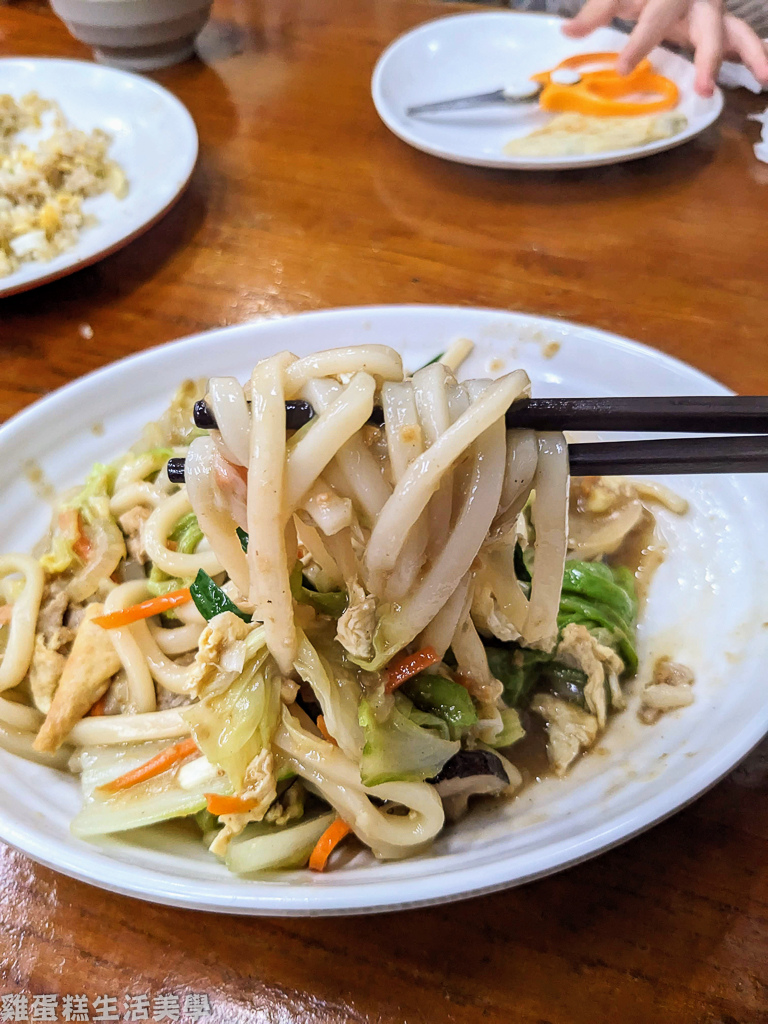 【新竹食記】十一街麵食館 - 竹北超夯的眷村好滋味，用餐時間