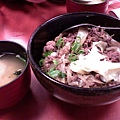 牛丼+味噌湯