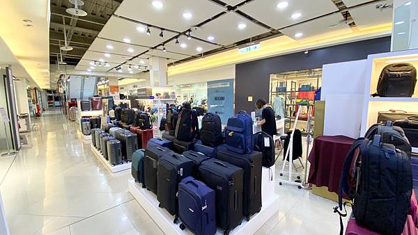 玩樂臺北 無痛購物 獨家優惠 折扣品出清 來去 Leeco禮客outlet 公館店 內湖店 Shopping囉 Sunny Lin 陽光林林 痞客邦 玩樂臺北 無痛購物 獨家優惠 折扣品出清 來去 Leeco禮客outlet 公館店 內湖店 Shopping囉 Sunny Lin 陽光林林 痞客邦