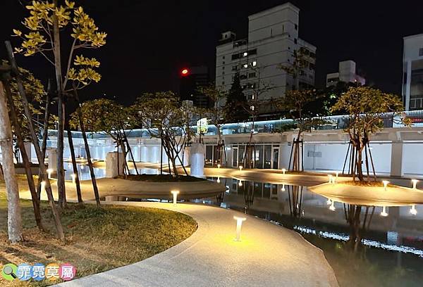 ★台南玩水景點★ 河樂廣場，南台灣最大最美的親水公園，全世界