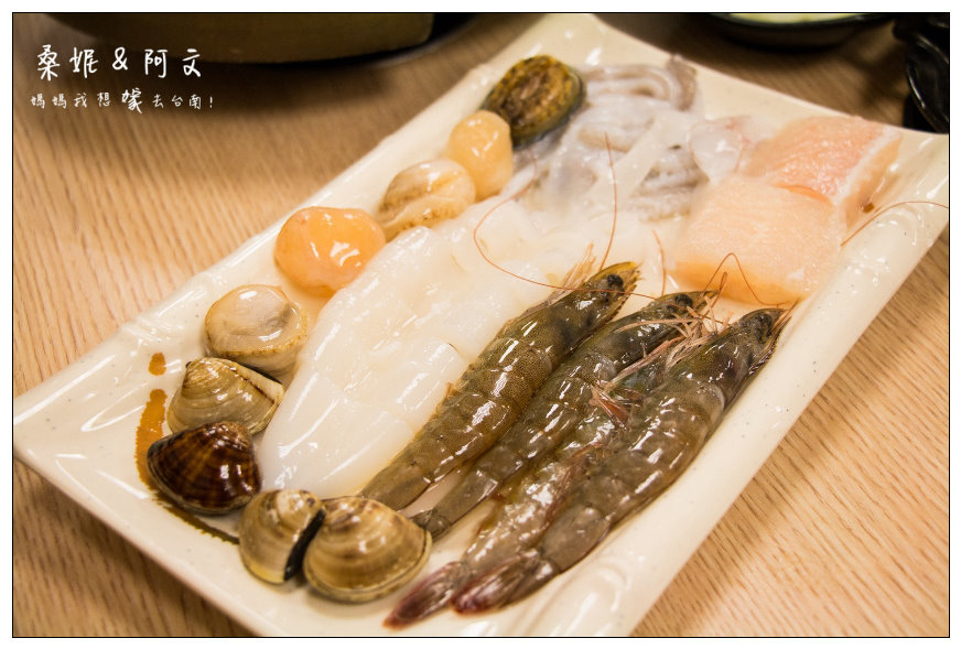 【台南永康】Enjoy火烤2鍋,平價美味的火烤兩吃,火鍋烤肉一次滿足! 【台南永康】Enjoy火烤2鍋,平價美味的火烤兩吃,火鍋烤肉一次滿足!