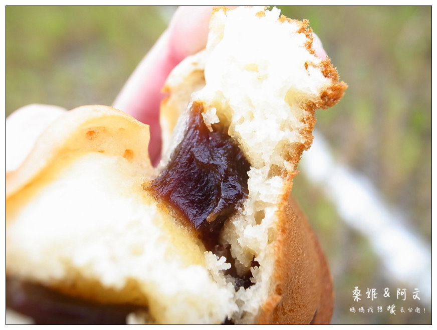 【台南安平】柯吉BAR 鮮奶脆皮雞蛋糕|人氣國民銅板美食,萌萌喵掌好可愛~豐富內餡好好吃! 【台南安平】柯吉BAR 鮮奶脆皮雞蛋糕|人氣國民銅板美食,萌萌喵掌好可愛~豐富內餡好好吃!