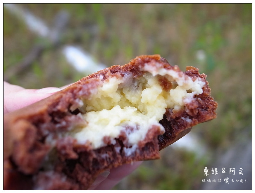 【台南安平】柯吉BAR 鮮奶脆皮雞蛋糕|人氣國民銅板美食,萌萌喵掌好可愛~豐富內餡好好吃! 【台南安平】柯吉BAR 鮮奶脆皮雞蛋糕|人氣國民銅板美食,萌萌喵掌好可愛~豐富內餡好好吃!
