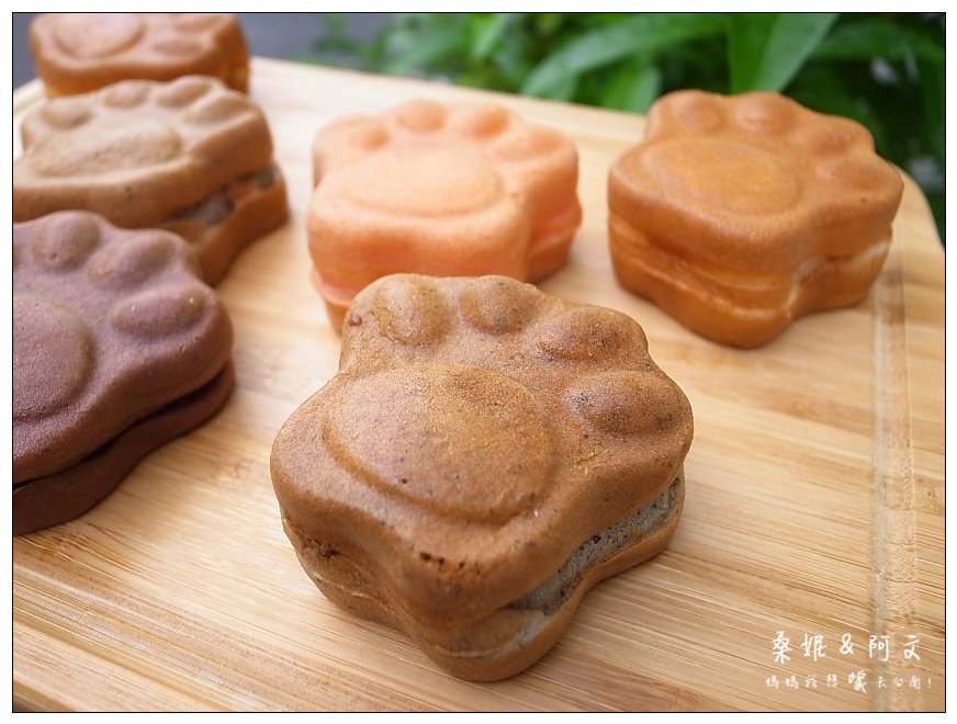 【台南安平】柯吉BAR 鮮奶脆皮雞蛋糕|人氣國民銅板美食,萌萌喵掌好可愛~豐富內餡好好吃! 【台南安平】柯吉BAR 鮮奶脆皮雞蛋糕|人氣國民銅板美食,萌萌喵掌好可愛~豐富內餡好好吃!