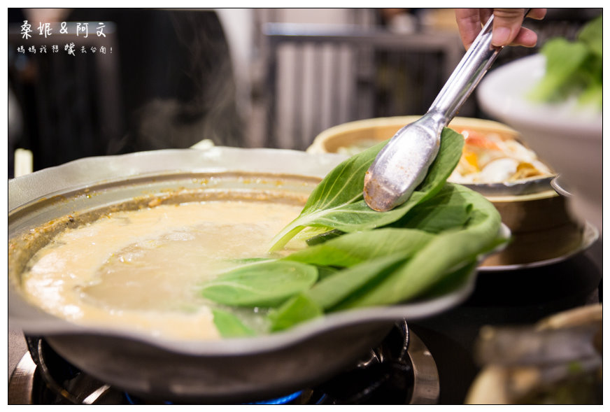 【台南東區】路上海-蒸籠海鮮火鍋➤一鍋三吃大滿足!傳統竹蒸籠蒸出原汁原味好味道~ 【台南東區】路上海-蒸籠海鮮火鍋➤一鍋三吃大滿足!傳統竹蒸籠蒸出原汁原味好味道~