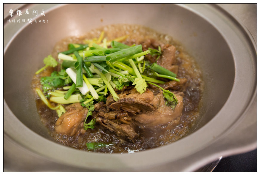 【台南東區】路上海-蒸籠海鮮火鍋➤一鍋三吃大滿足!傳統竹蒸籠蒸出原汁原味好味道~ 【台南東區】路上海-蒸籠海鮮火鍋➤一鍋三吃大滿足!傳統竹蒸籠蒸出原汁原味好味道~