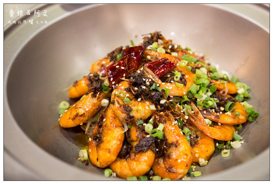 【台南東區】路上海-蒸籠海鮮火鍋➤一鍋三吃大滿足!傳統竹蒸籠蒸出原汁原味好味道~ 【台南東區】路上海-蒸籠海鮮火鍋➤一鍋三吃大滿足!傳統竹蒸籠蒸出原汁原味好味道~