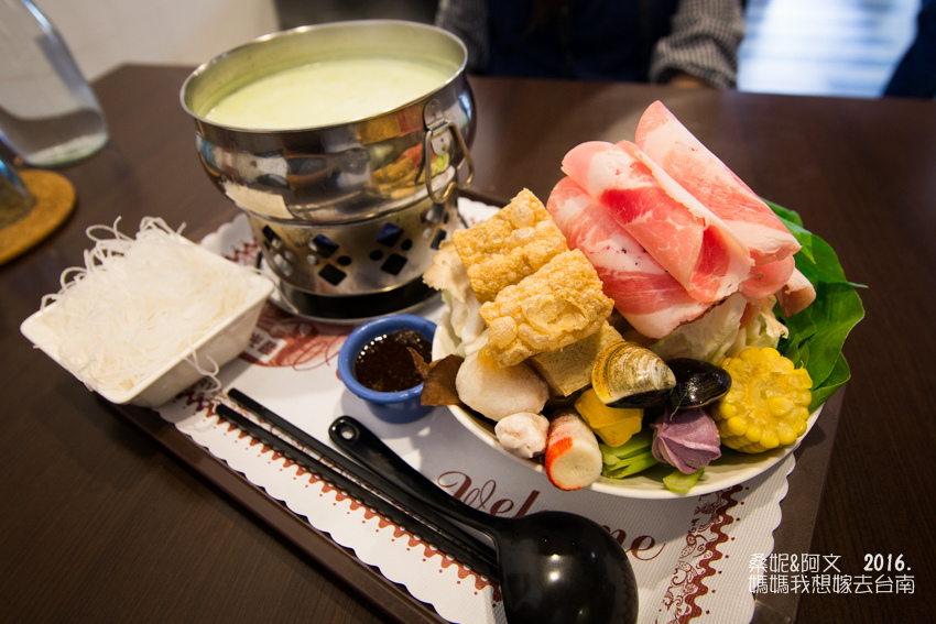 【台南東區】沐光洋房mumu light➤抹茶牛奶鍋好特別!抹茶控又可以採點囉~ 【台南東區】沐光洋房mumu light➤抹茶牛奶鍋好特別!抹茶控又可以採點囉~