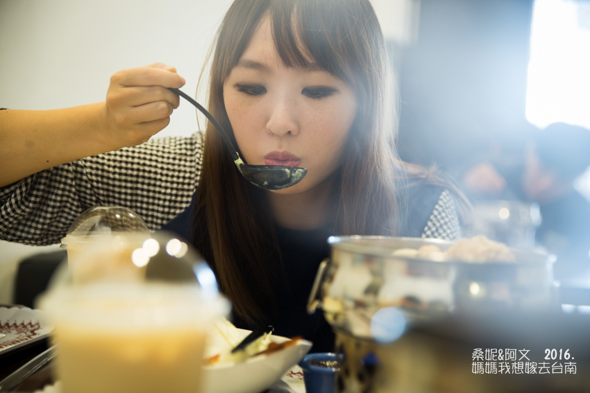 1051129-27.JPG