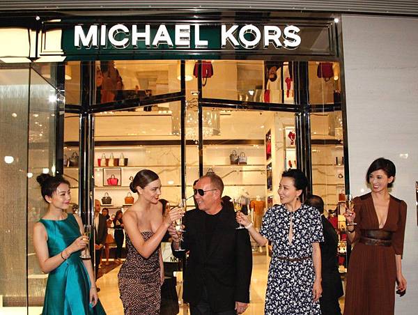 Michael+Kors+Kerry+Centre+Flagship+Store+Opening+vn90MTP5UEgx.jpg