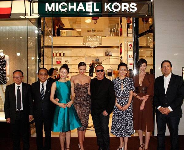 Michael+Kors+Kerry+Centre+Flagship+Store+Opening+Hnm7DagH2eQx.jpg