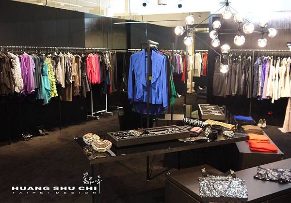 獨一無二不撞衫！設計師樣版衣出清會暨黃淑琦獨家OUTLET櫃開幕！4.JPG
