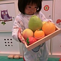 今天買了好多水果.JPG
