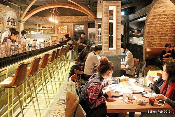 012-Closet Restaurant & Bar009.JPG