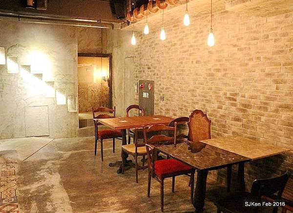 028-Closet Restaurant & Bar038.JPG