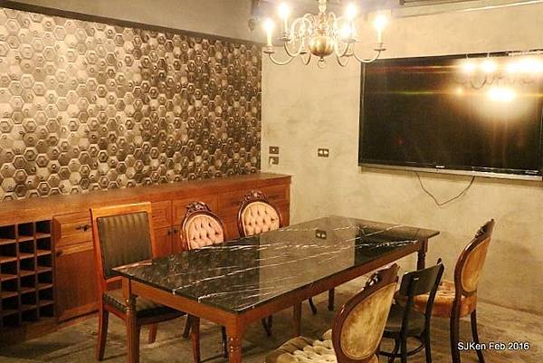 036-Closet Restaurant & Bar015.JPG