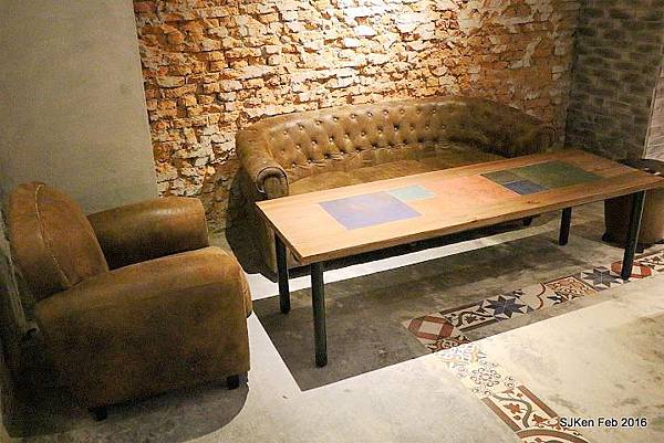 045-Closet Restaurant & Bar018.JPG