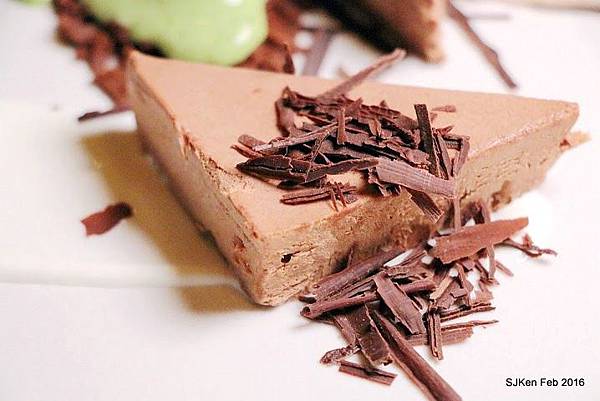 121-Closet Restaurant & Bar154.JPG