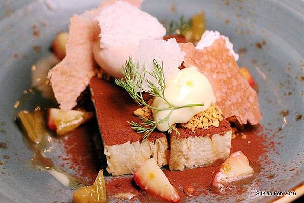 132-Closet Restaurant & Bar143.JPG