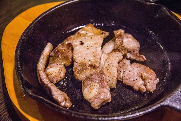 IMG_7915 (Copy).jpg IMG_7915 (Copy).jpg