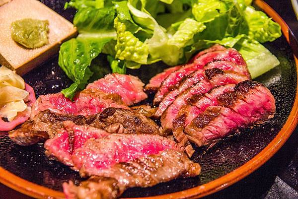 IMG_3832 (Copy).jpg IMG_3832 (Copy).jpg