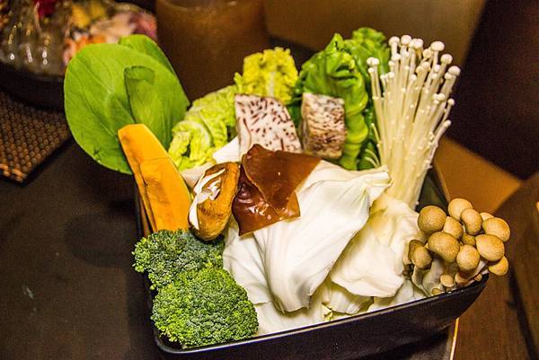 IMG_1977 (Copy).jpg IMG_1977 (Copy).jpg