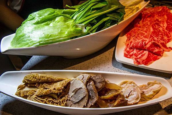 IMG_1960.jpg IMG_1960.jpg