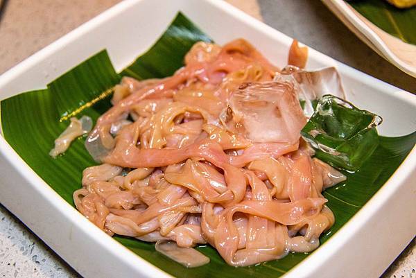 IMG_2001.jpg IMG_2001.jpg