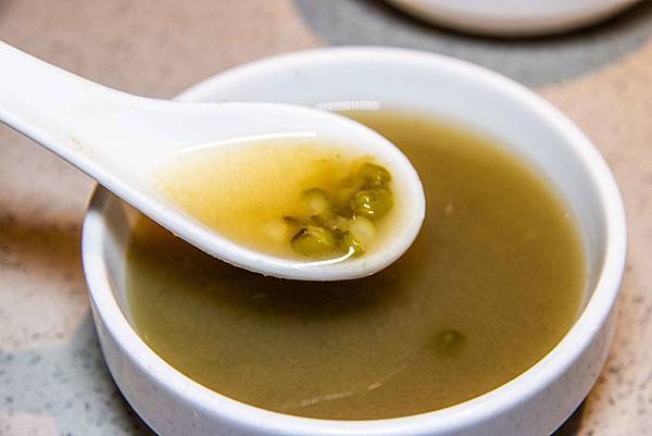 IMG_2033.jpg IMG_2033.jpg