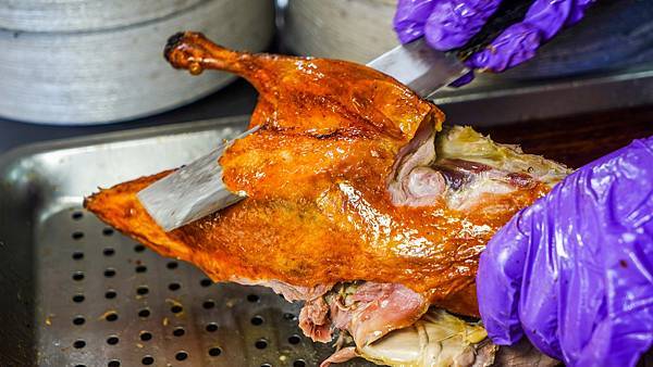 [食記] 真佳味烤鴨庄 一鴨三吃 鹹酥鴨