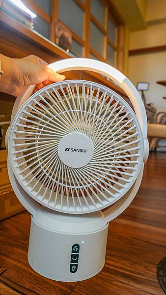 A7_09025.jpg A7_09025.jpg