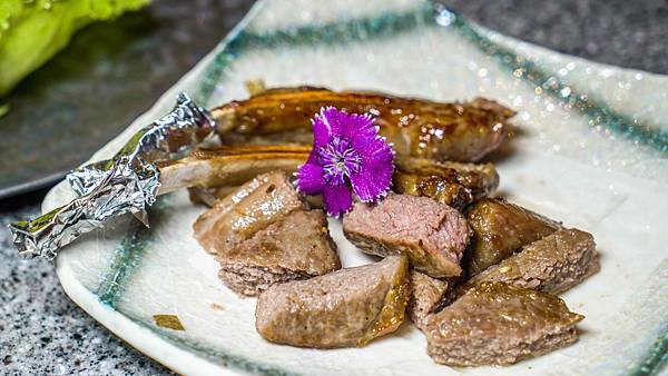 A7_06685.jpg A7_06685.jpg