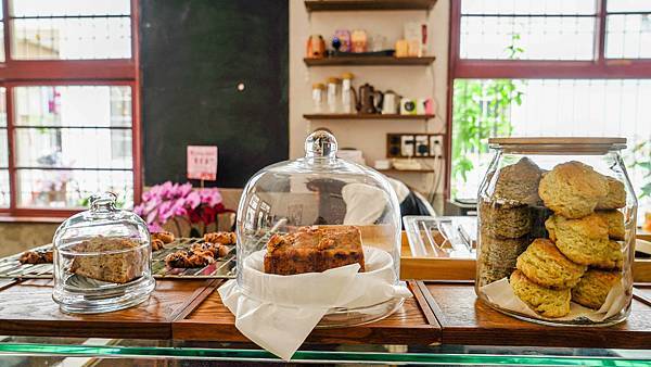 A7_03447.jpg A7_03447.jpg