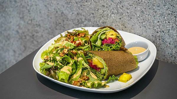 A7_03474.jpg A7_03474.jpg