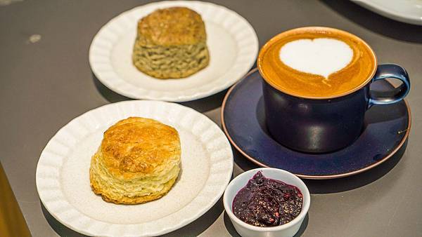 A7_03513.jpg A7_03513.jpg