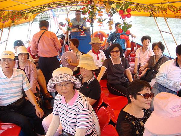 3605馬六甲河遊船_調整大小 .JPG 3605馬六甲河遊船_調整大小 .JPG