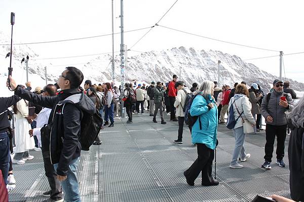 IMG_1091少女峰登山火車、艾格峰纜車_調整大小 .JPG