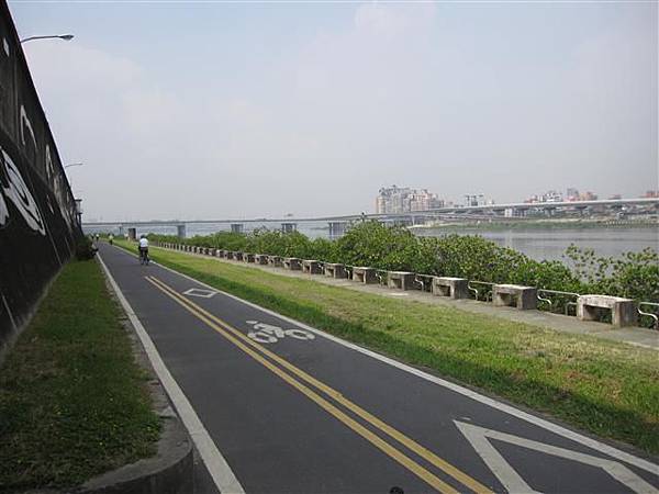 002_圓山往環河北路入口.JPG