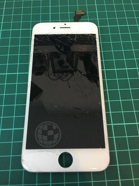 iphone6 面板破裂的慘樣