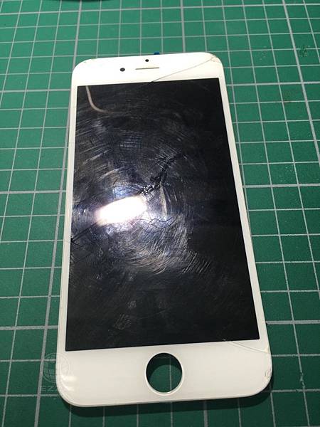 IPHONE6 修兩次螢幕了