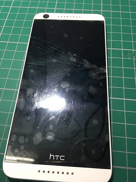 HTC 626面板破裂