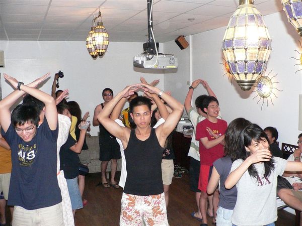 帛琉party之室友默契大考驗-3.JPG