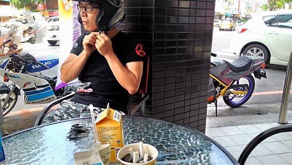 P_20150621_085214_HDR.jpg P_20150621_085214_HDR.jpg