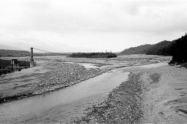 000391550013往鸞山聯絡道路橋上之斷橋