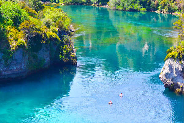 Lake Taupo 陶波湖.jpg